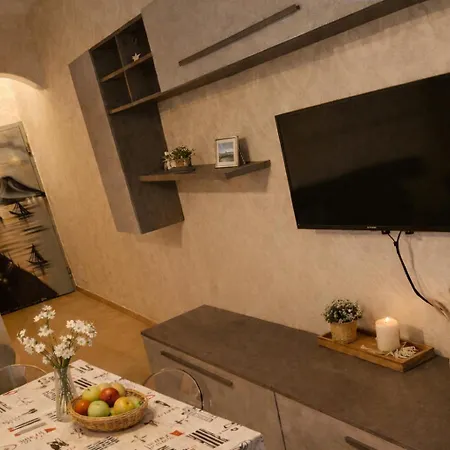 Casa Dinastia Borbone - Centro Storico * Naples