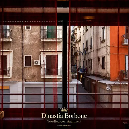 Casa Dinastia Borbone - Centro Storico נאפולי