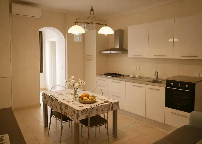 Casa Dinastia Borbone - Centro Storico דירה