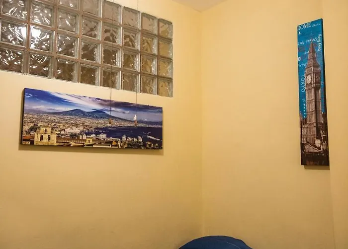Casa Dinastia Borbone - Centro Storico נאפולי